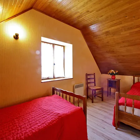 Combas Village De Saint-Crépin-et-Carlucet