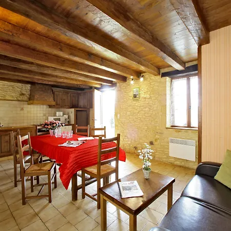 Combas Village De * Saint-Crépin-et-Carlucet