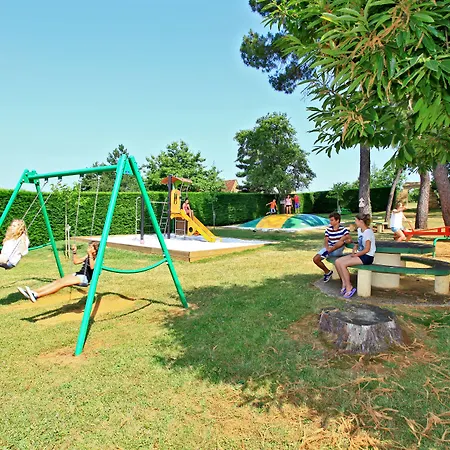 Combas Village De Casa vacanze *