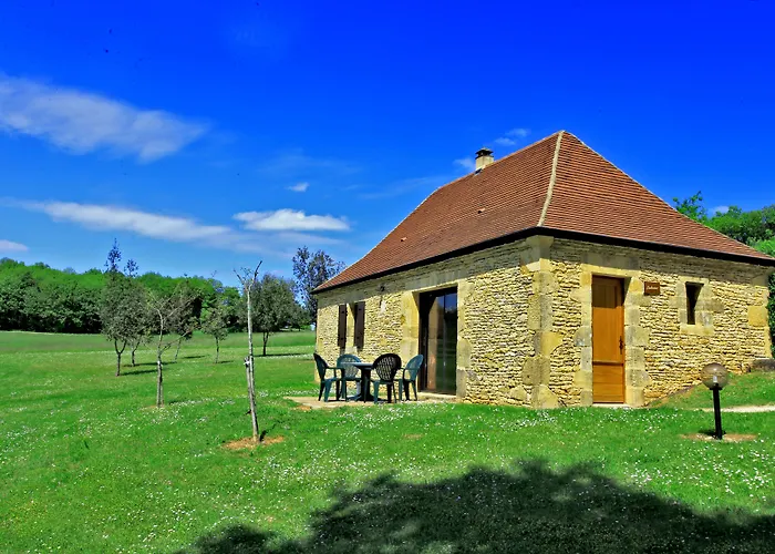 Combas Village De 別荘