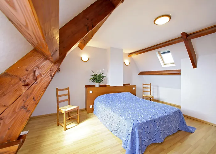 Combas Village De 別荘 *