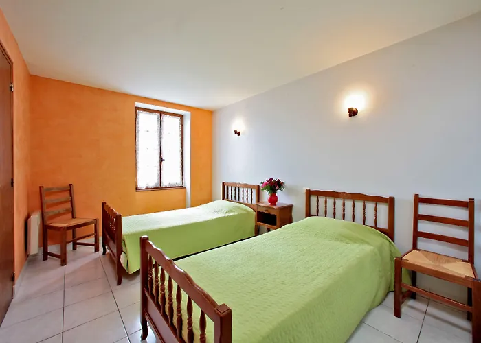 Combas Village De Saint-Crépin-et-Carlucet