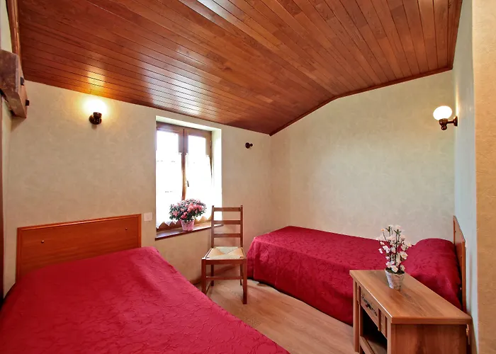 別荘 Combas Village De *