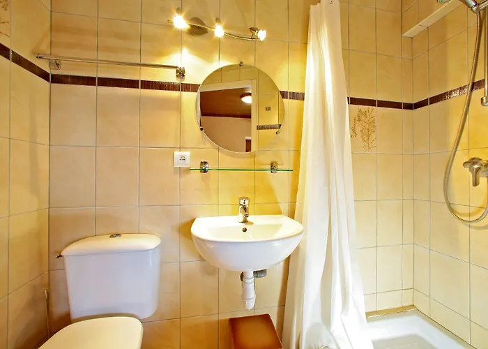 Combas Village De * Saint-Crépin-et-Carlucet